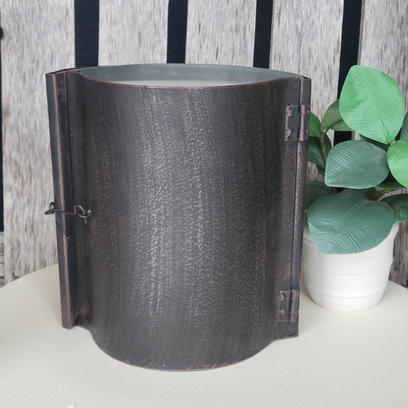 Snowflake Half Moon Shaped Glass Lantern - Picture 2 of 6